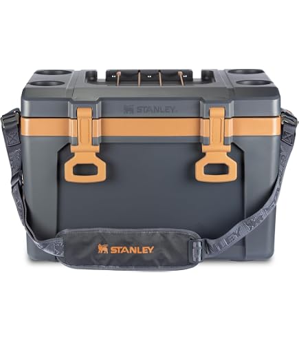 YETI Tundra 65 Cooler, Ridgeline | Amazon.com.br