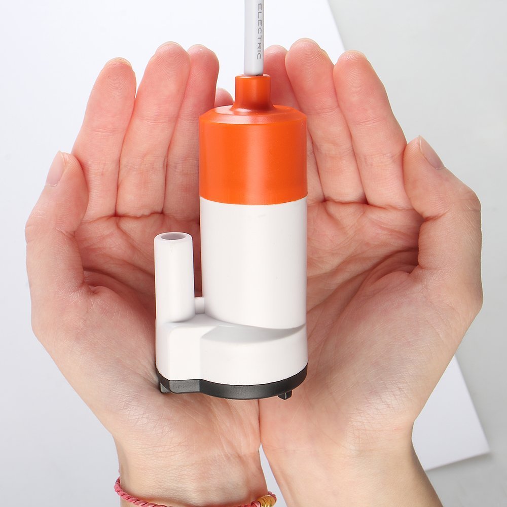 Seaflo - Low Voltage Submersible Pumps 16 LPM/12 LPM (16 LPM Capacity)