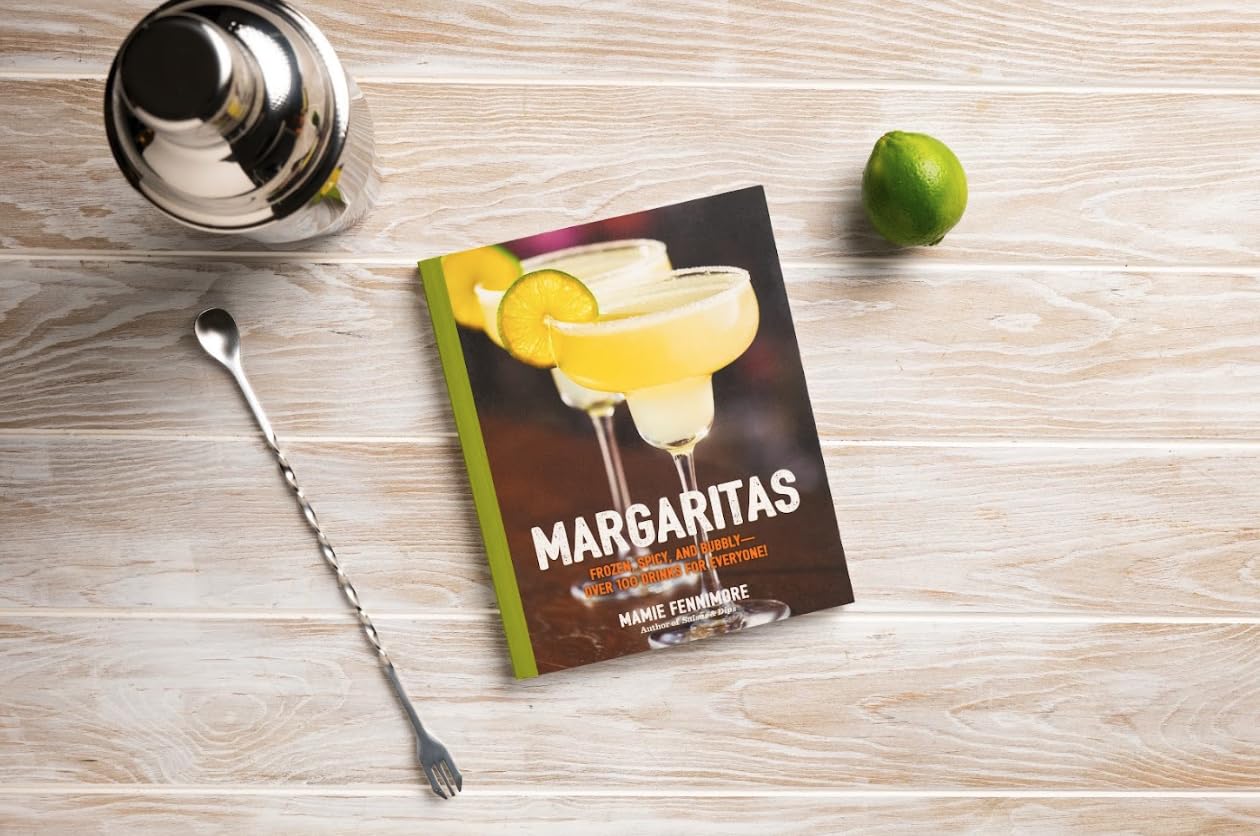 Margaritas: Frozen, Spicy, and Bubbly - Over 100 Drinks for Everyone! (Shake Up Your Margarita Game With Frozen, Neat, And On-the-Rocks Recipes) (The Art of Entertaining) Margaritas: Frozen, Spicy, and Bubbly - Over 100 Drinks for Everyone! (Shake Up Your Margarita Game With Frozen, Neat, And On-the-Rocks Recipes) (The Art of Entertaining) Paperback