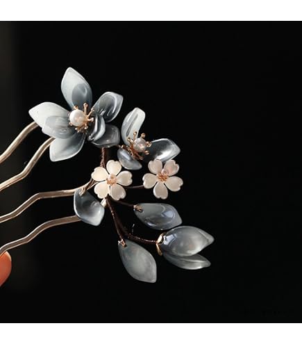 Amazon.com : Sakura Design Japanese Mini Hair Clip (Red) : Beauty
