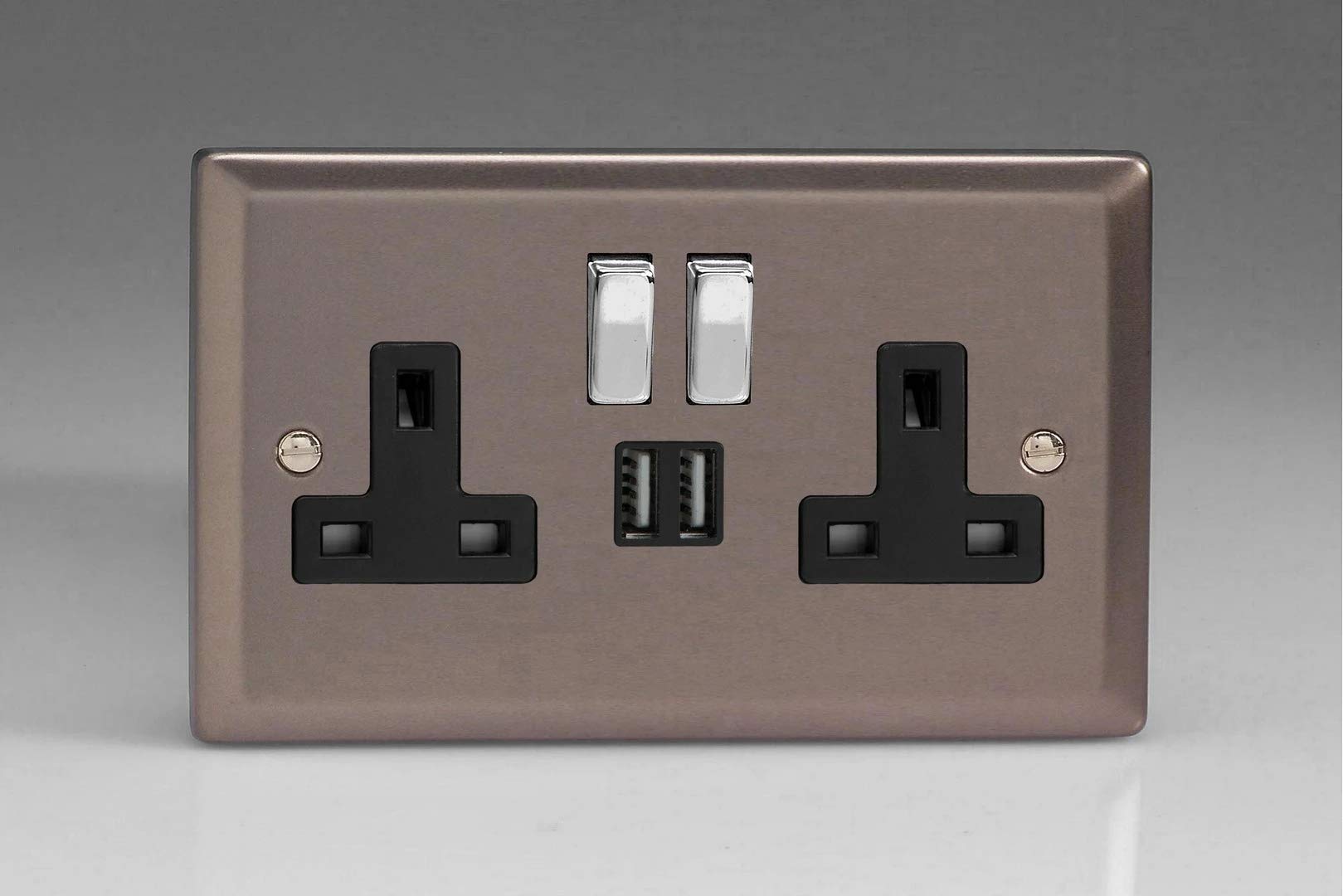 Varilight 2-Gang 13A Single Pole Switched Socket + 2x5V DC 2100mA USB Charging Ports Pewter
