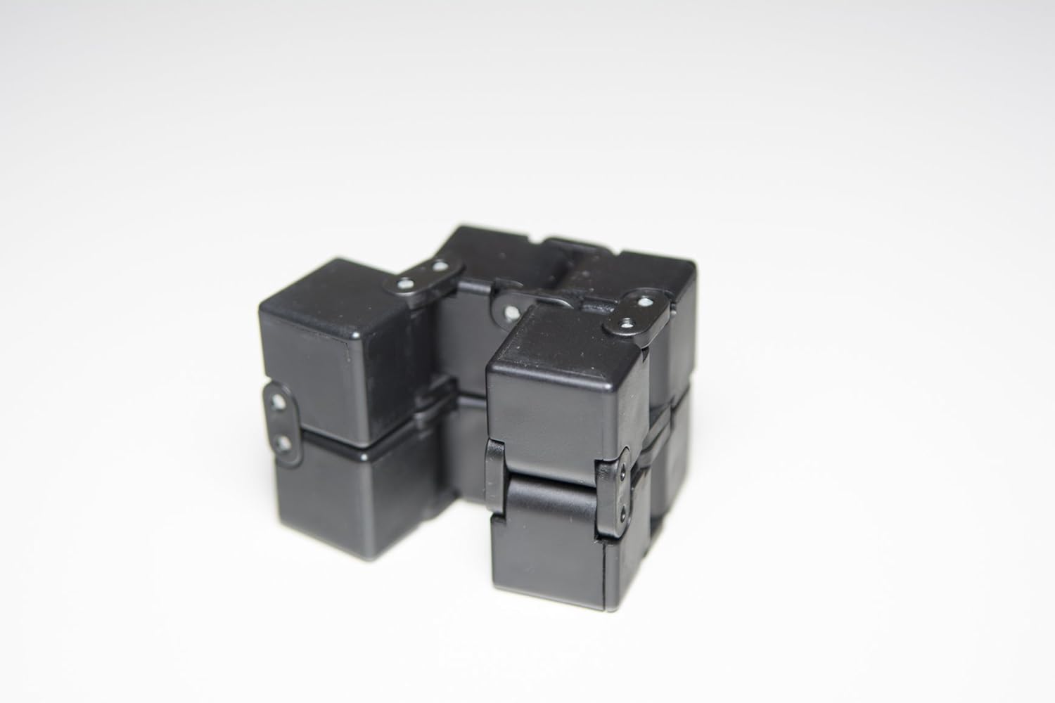 infinity cube black