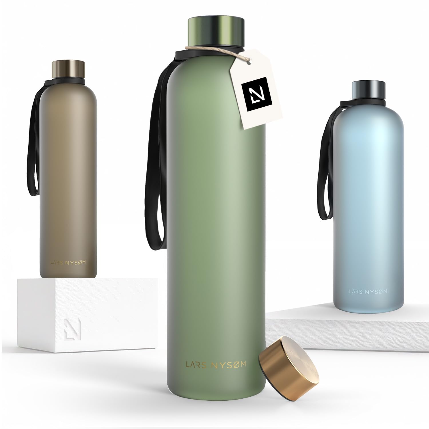 LARS NYSØM Water Bottle 34oz | Drinking Bottle 1 Liter | Ultralight Tritan Sports Flask leak-proof | Ideal for sports, office, yoga | 2 lids included (Green - Gold, 1000ml)