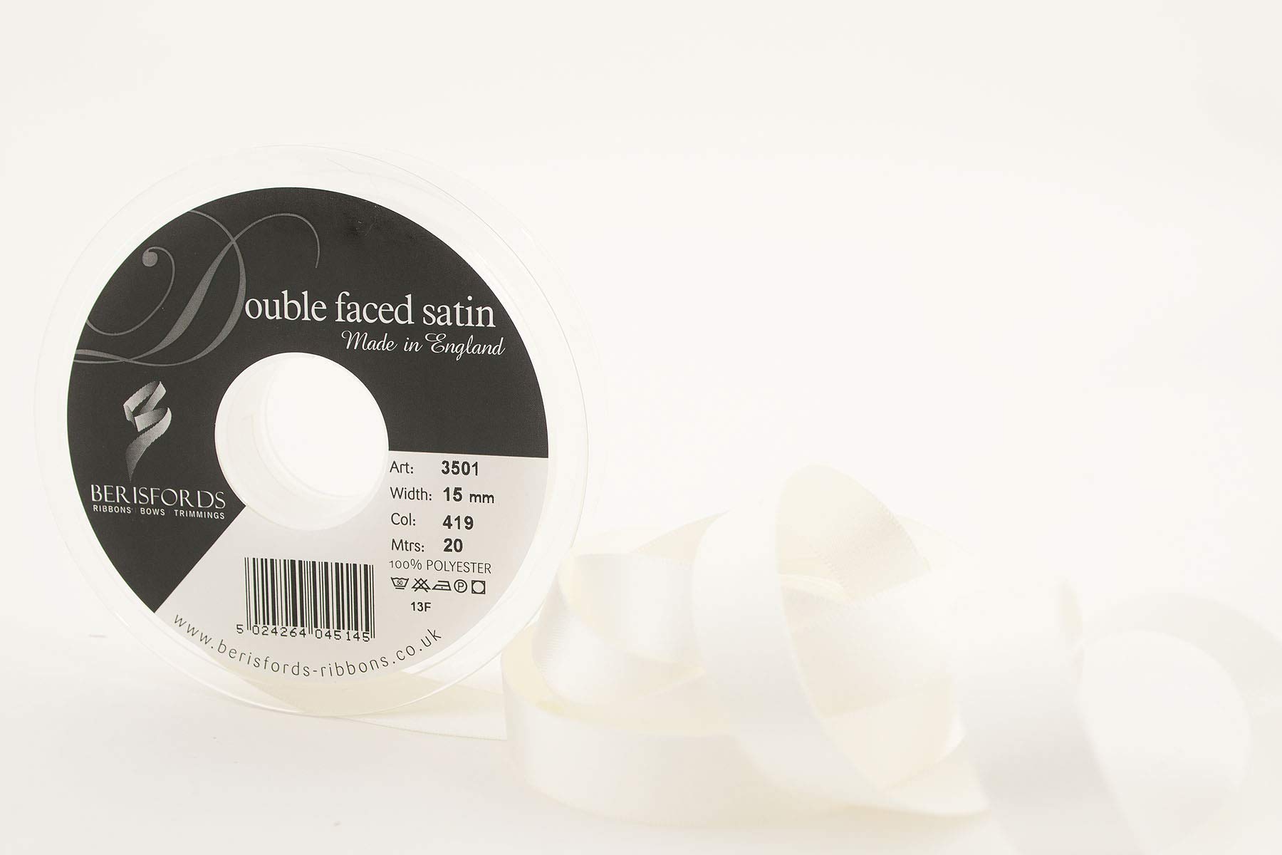 Berisfords Ribbon bertie's bows Bridal White, 15 mm โ image 1