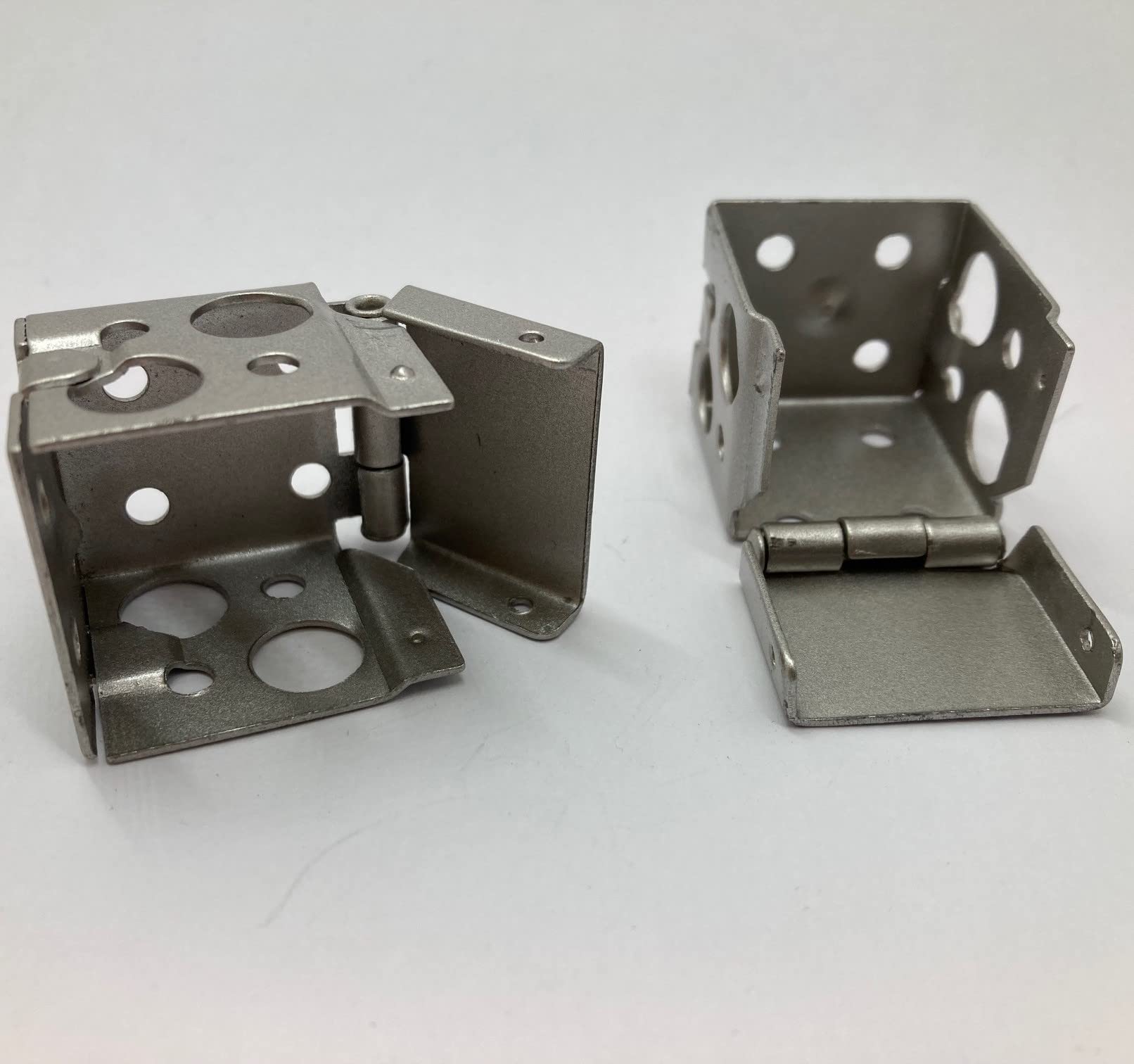 Pair of End Fitting Brackets for 25mm/1" Venetian/Wood Blind white/beige/brown (VN1010) (Silver/Metal)