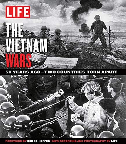 Vietnam: A Complete Photographic History: Michael Maclear, Hal