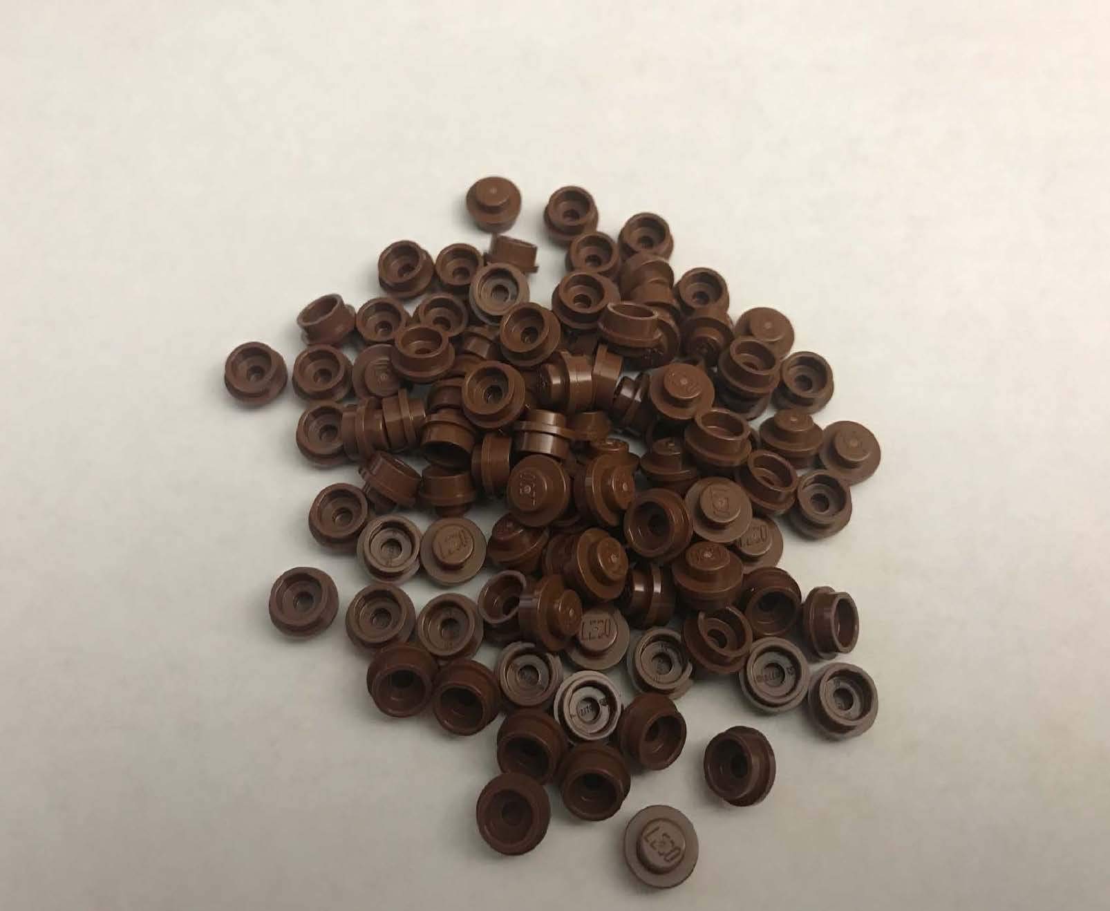 LEGO Bulk Parts: (100x) Plate, Round 1 x 1 Straight Side - REDDISH BROWN