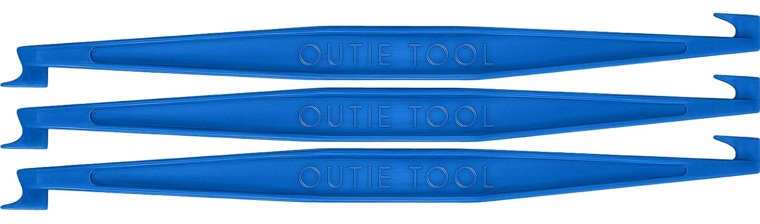 Outie Tool | Clear Aligner Invisible Braces Removal Tool | Patented Design | 1 Pack Contains 7 Tools : Oral Hygiene Products : Beauty
