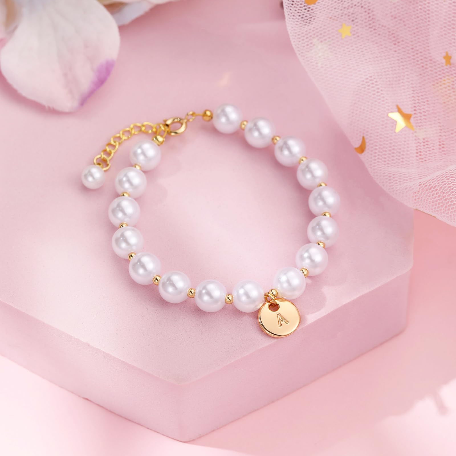 Miss Pink Initial Pearl Bracelet Flower Girl Bracelet Proposal Gifts for Girls, Dainty Gold Pearl Bracelets with Letter A-Z Personalized Name Jewelry Birthday Christmas Wedding Party Gift for Her