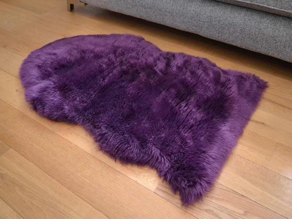 Very Thick Purple Faux Fur Sheepskin Style Rug (70cm x 110cm) Amazon