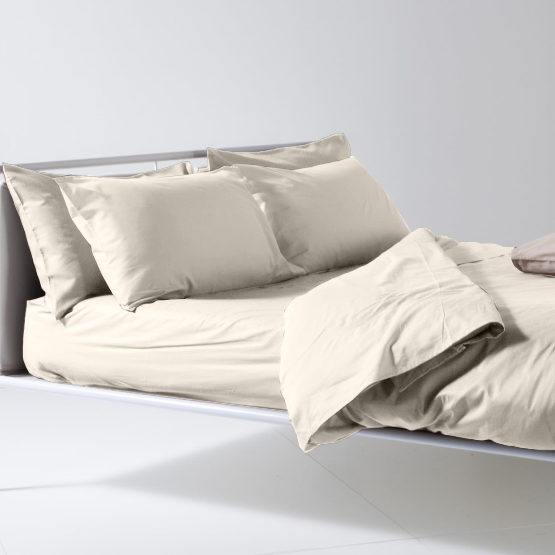 Lisola Double Bed Sheet Set, Made in Italy, Made in Italy, Top Sheet 250 x 290 cm + 2 Pillowcases 50 x 80 cm, Plain Dyed. Model: Tortona, Ivory