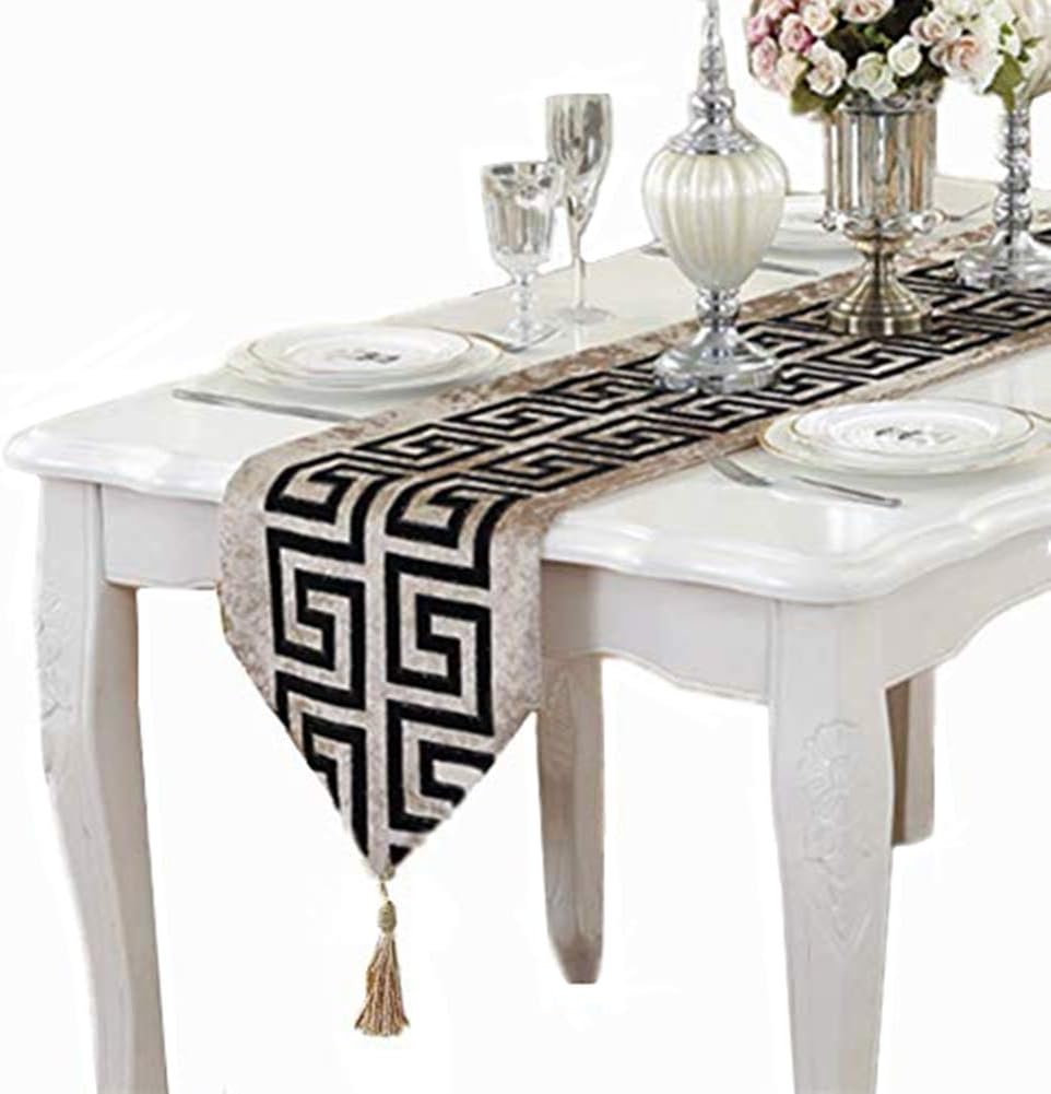 Best elegant dining table runners
