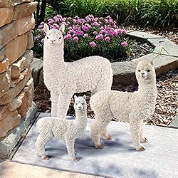 Design Toscano The Alpacalypse of Alpaca Garden