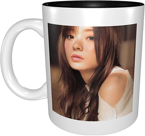 Amazon Co Jp 梅澤美波 マグカップ 耐熱マグカップ コーヒー グッズ 陶器 グラスグリーン 大容量 真空断熱 ギフト 330ml ホーム キッチン