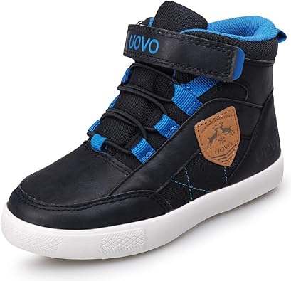 boys trainers size 5.5