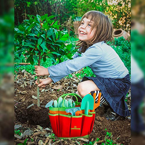 3 Kinderific+Gardening+Designed+Watering+Gloves