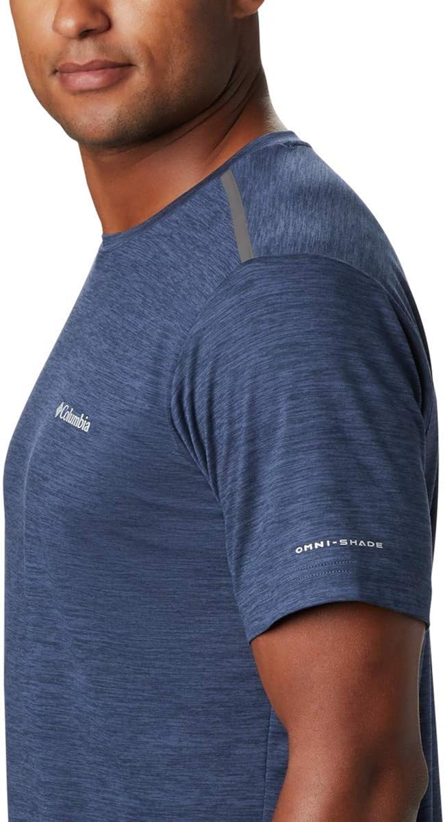 Columbia Men's Tech Trail Crew Neck: Clothing