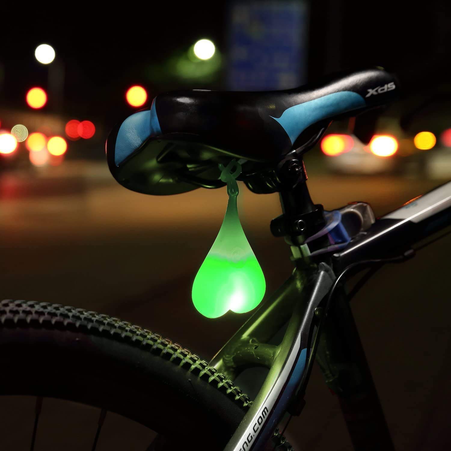 MEETOZ Bike Tail Light Balls,LED Heart Shaped Creative Silicone Light,Bike Waterproof Essential Night Bicycle Seat Back Egg Lamp (Green)
