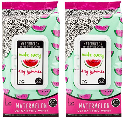 Beauty concepts - watermelon detoxifying facial cleansi…