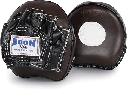 Amazon Com Boon Sport Micro Contoured Punch Pads Brown Black Boxing Punch Mitts Sports Outdoors