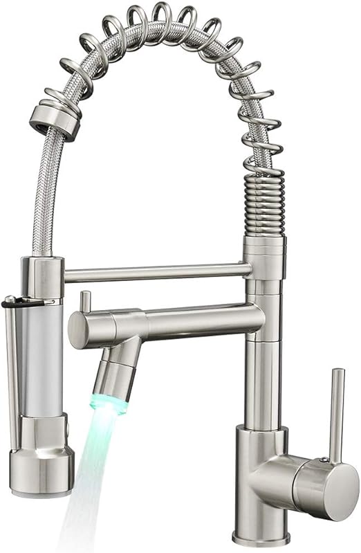 Contemporary Kitchen Sink Faucet With Pull Down Sprayer Single