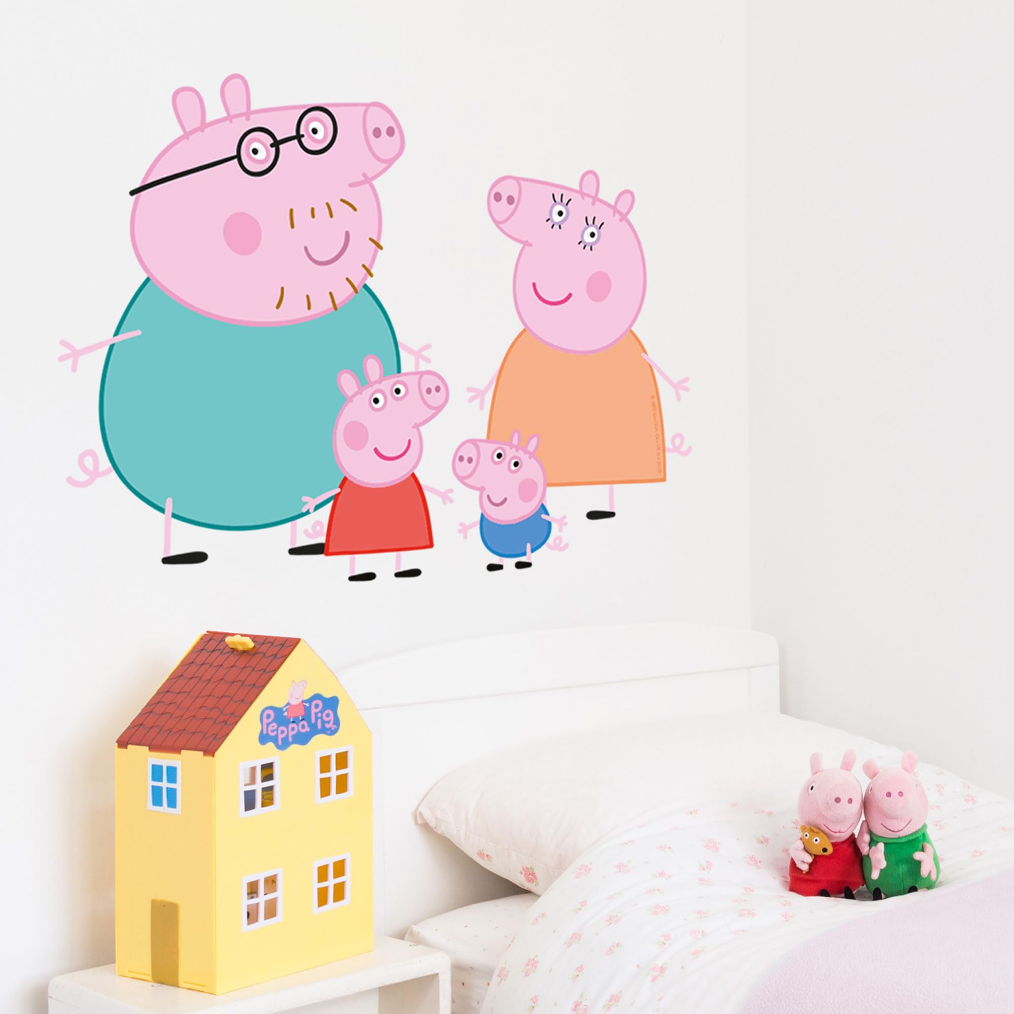 Peppa Pig Family Wall Stickers – Officially Licensed Kids' Room Décor, Easy-to-Apply Wall Decals for Boys and Girls Bedrooms, Playrooms & Nurseries