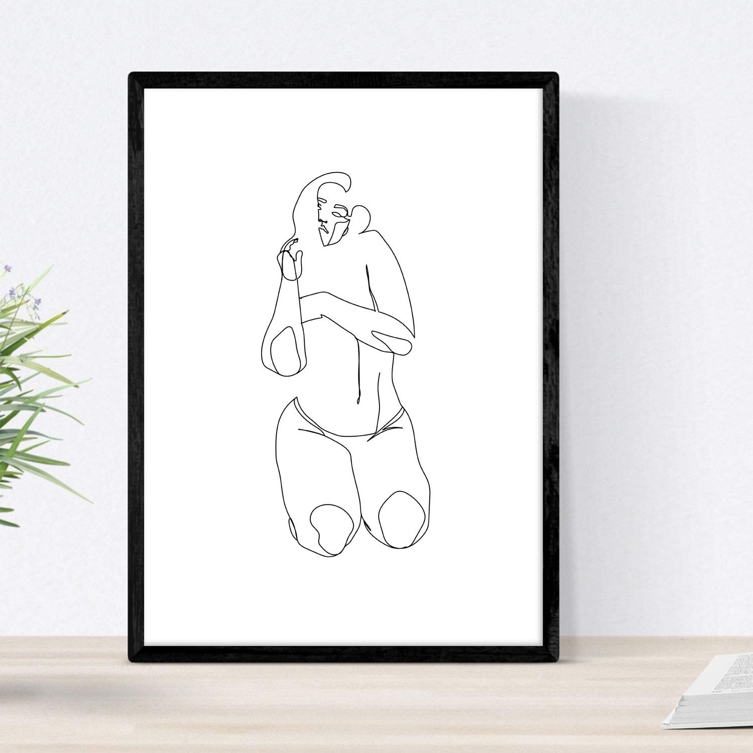 Nacnic Posters drawings and sketches to a line. Print Nordica Body woman front. Box to a single stroke. A3 size