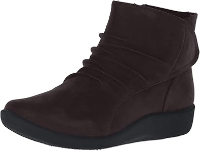 amazon clarks ankle boots