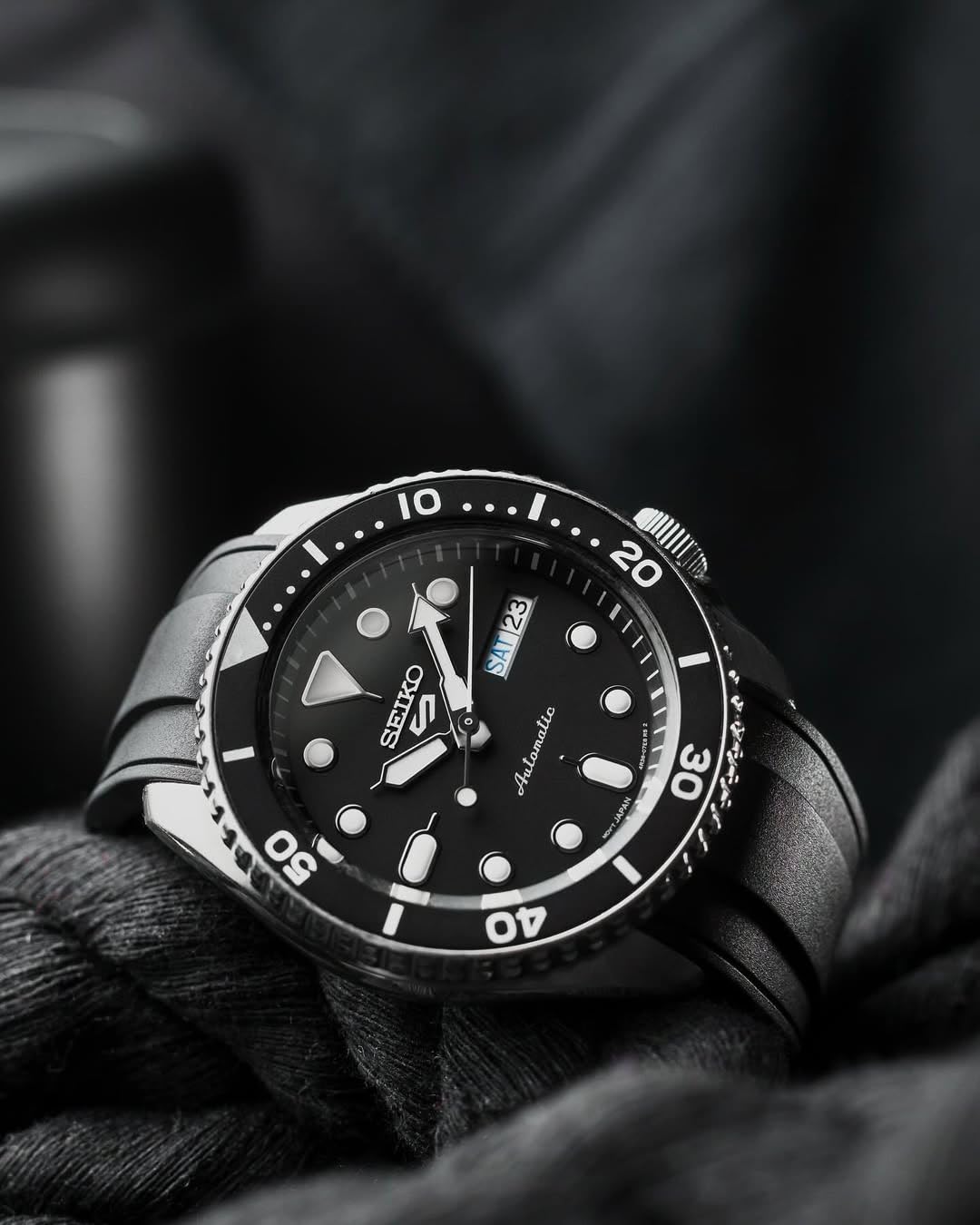 INO Design StrapXPro (SX1A) 22mm Watch Bands Men's Rubber Watch Strap Replacement for Seiko 5 Sports SKX Series Dive Watches, 5KX/SRPD & New GMT Series, Curved End Watchband for SRPD51, SRPD53, SRPD55K1, SRPD59K1, SSK017, SSK019, etc.