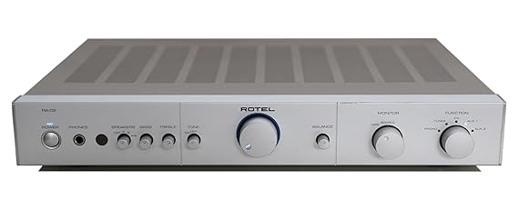 Rotel RA-02 Stereo Verstärker in silber