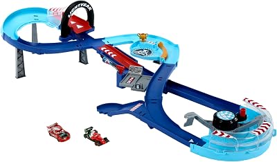 Mattel Disney Cars GRC Jumping Raceway Playset with Lightning McQueen &