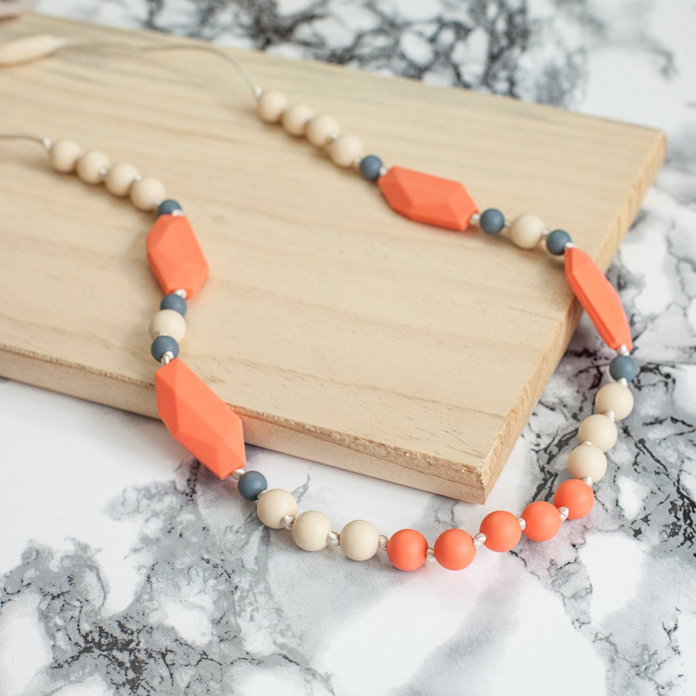 fox and finn teething necklace