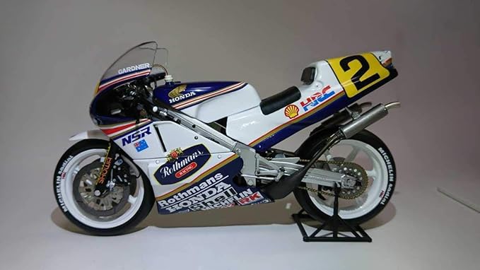 Amazon ミニチャンプス 1 12 1987 Nsr 500 ワイン ガードナー ワールド チャンピオン ロスマンズ ホンダ Honda Rothmans Champion Wayne Gardner 2 ミニカー ダイキャストカー おもちゃ