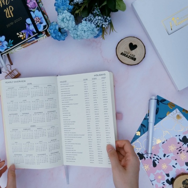 6 2019+2020+Academic+Planner+Monthly+Hardcover