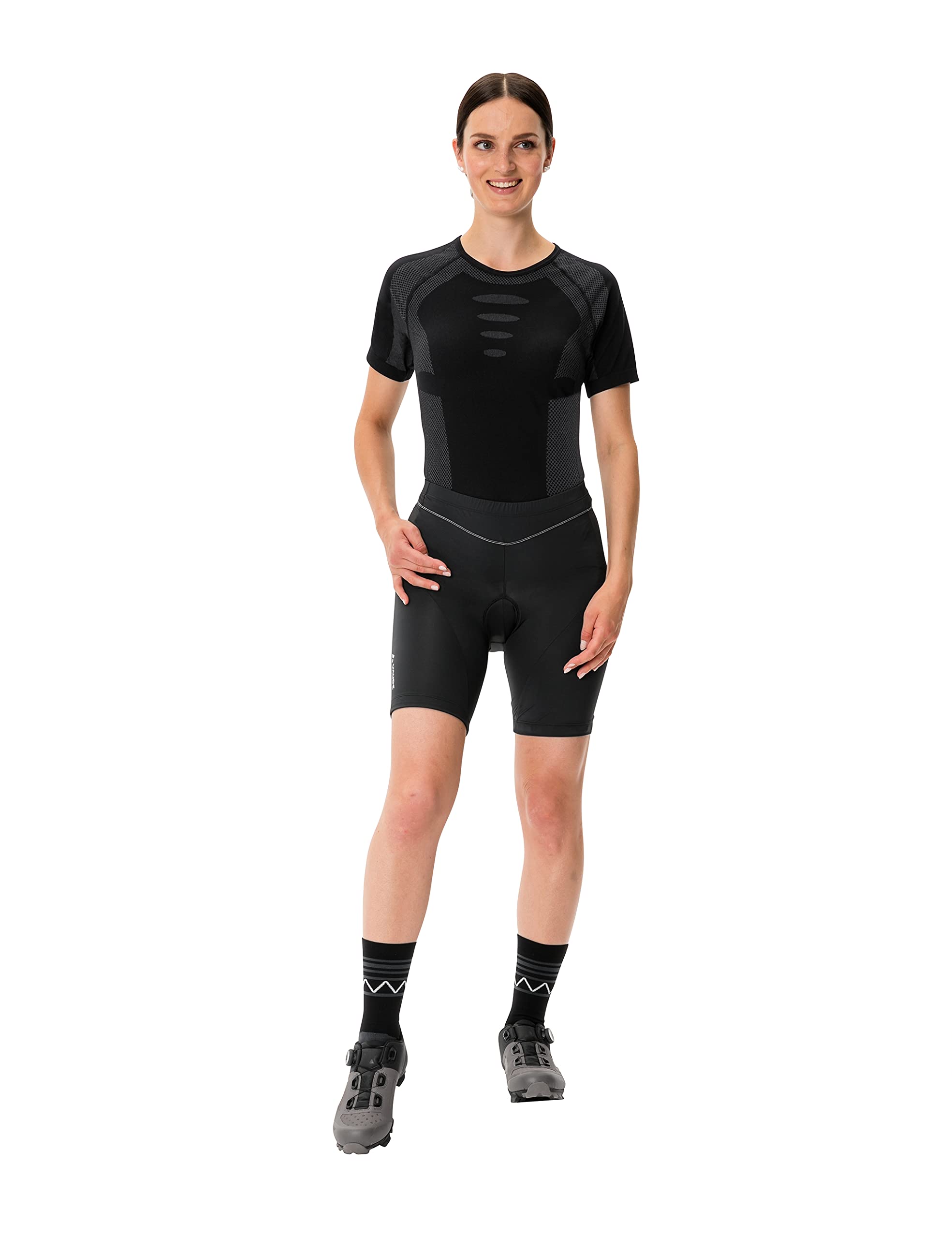 VAUDE Women's Active Pants, Funktionelle Radhose, atmungsaktiv, elastisch, schnelltrocknend, Funktionelles Sitzpolster, Passform: Slim fit, Black Uni, 40 7
