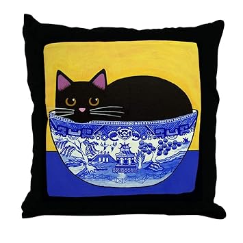 Amazon Com Cafepress Black Cat In Blue Willow Bowl Decor Throw