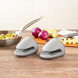 Restaurantware Comfy Grip 4.3 x 3.5 x 4.2 Inch Mini