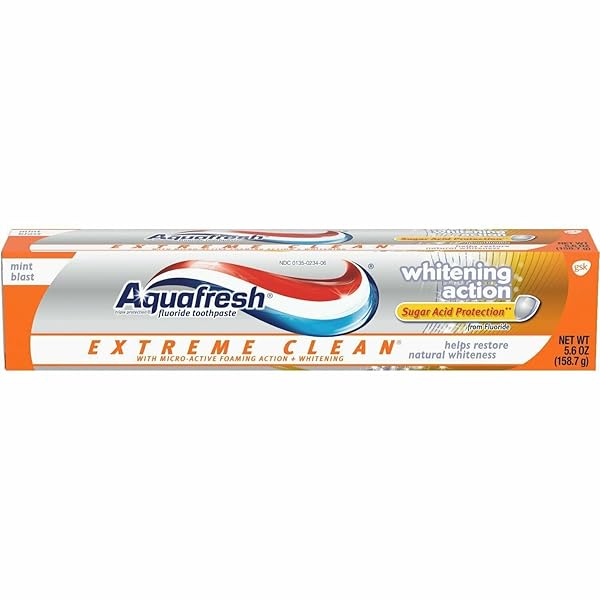 AQUAFRESH EXTREME CLEAN FRESHENING ACTION TOOTHPASTE, 5.6-OUNCE (PACK OF 4)