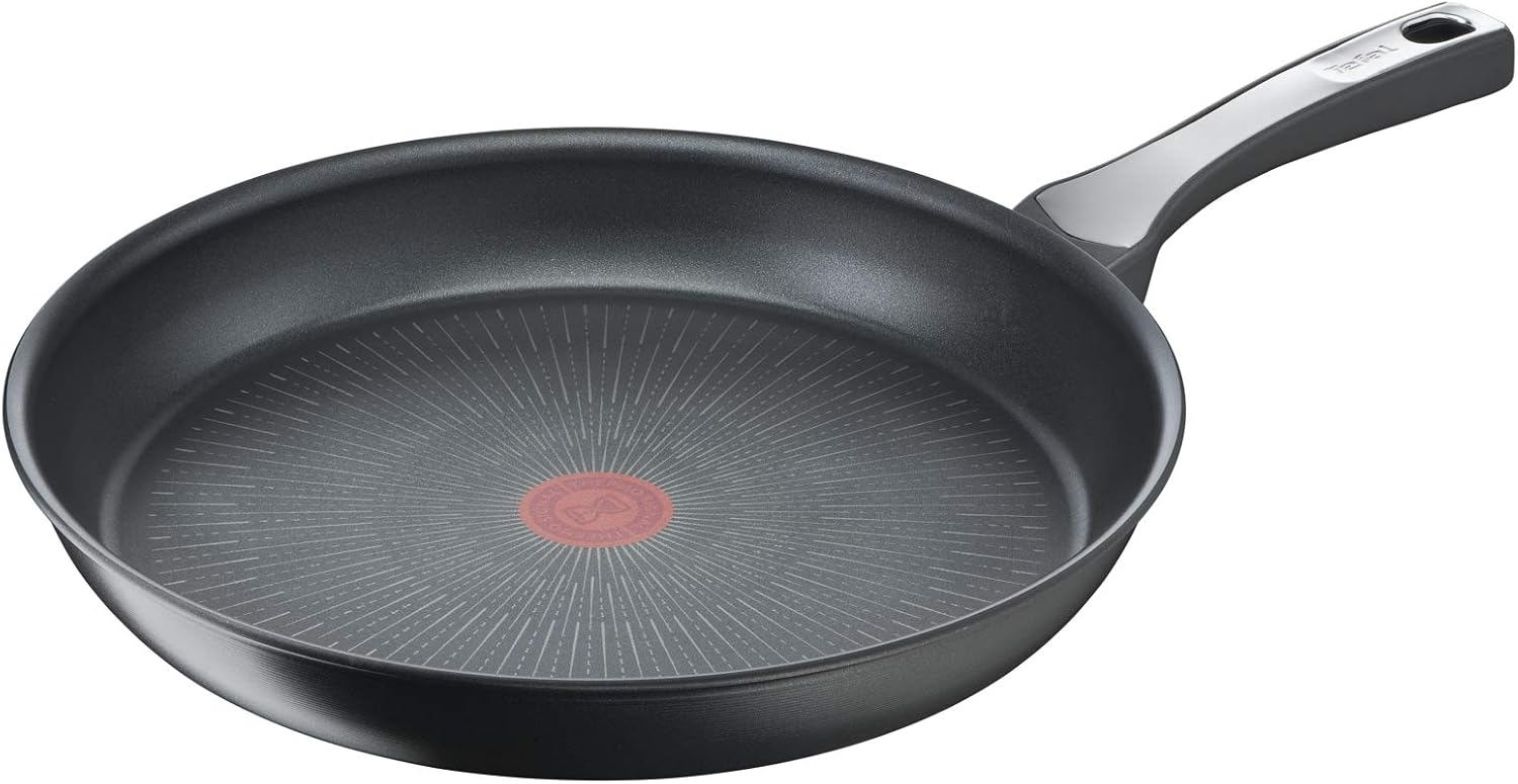 Tefal Unlimited On, Premium Cookware, 32 cm Frying Pan, UK's Long Lasting Non-Stick, Heat Indicator, Induction Hob Compatible