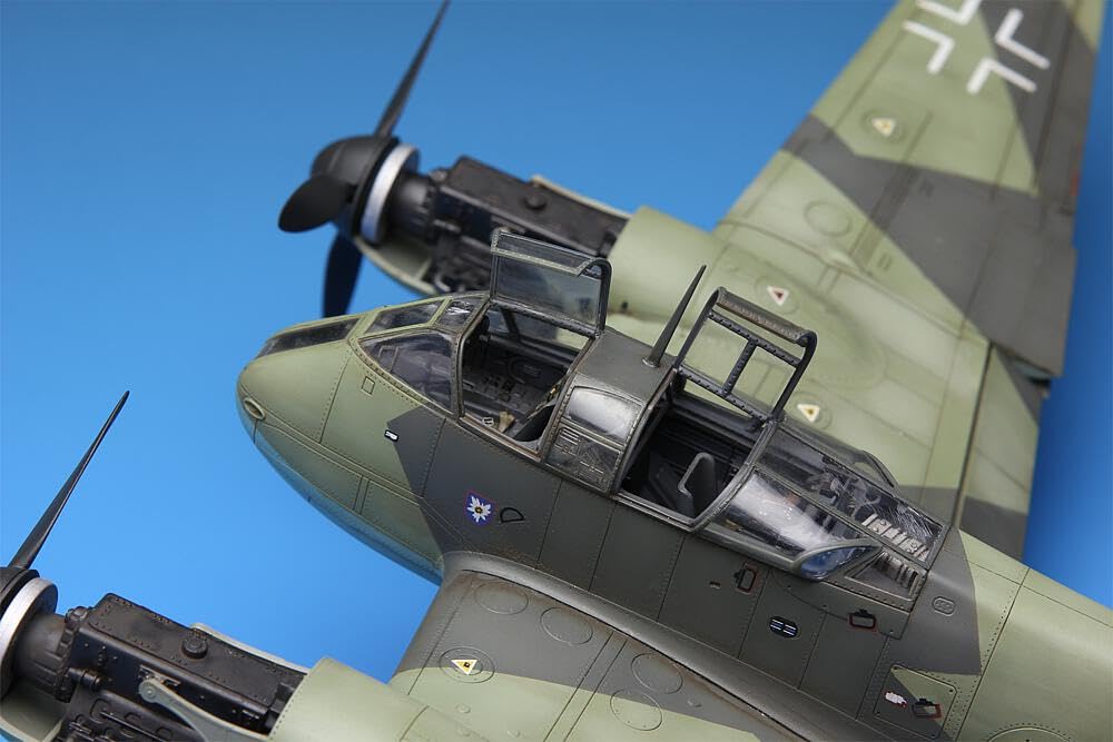 Meng "Model 1:48 Messerschmitt Me-410a-1 High Speed Bomber Kit (Multi-Colour)
