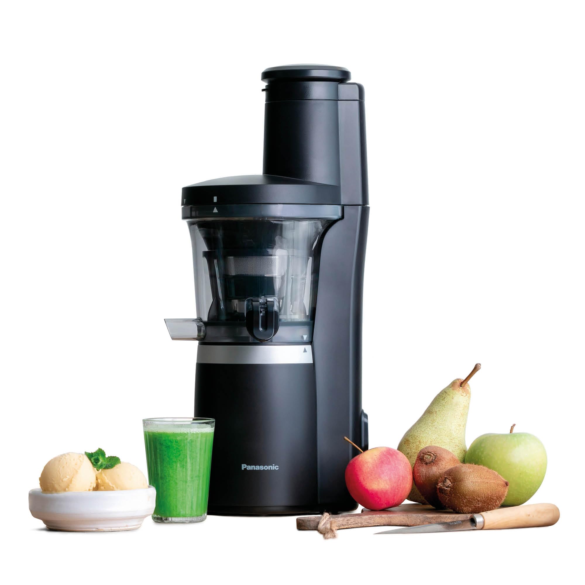 Panasonic Slow Juicer MJ-L700KXE, Estrattore Elettrico, Spremitura di Frutta e Verdura Intera, Apertura 75mm, Design Elegante e Sottile, Sicuro e Pratico, Nero