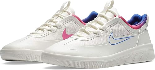 Amazon ナイキ Nike エスビー ナイジャ フリー 2 Sb Nyjah Free 2 サミットホワイト ピンクブラスト レーサーブルー Cu92 100 ナイキジャパン正規品 ランニング