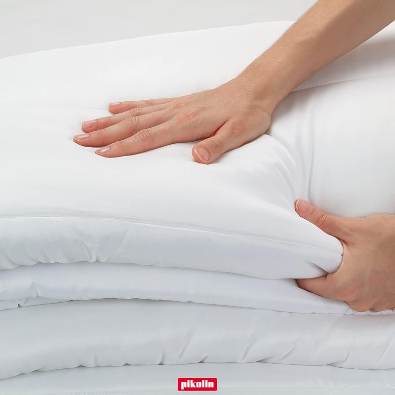 Couette 260 x 240 cm - 400 g Chaude en Fibre Ecolofil pour Lit 2 Personnes - Certifié Oeko-Tex - Couette Hypoallergénique, Douce et Respirante
