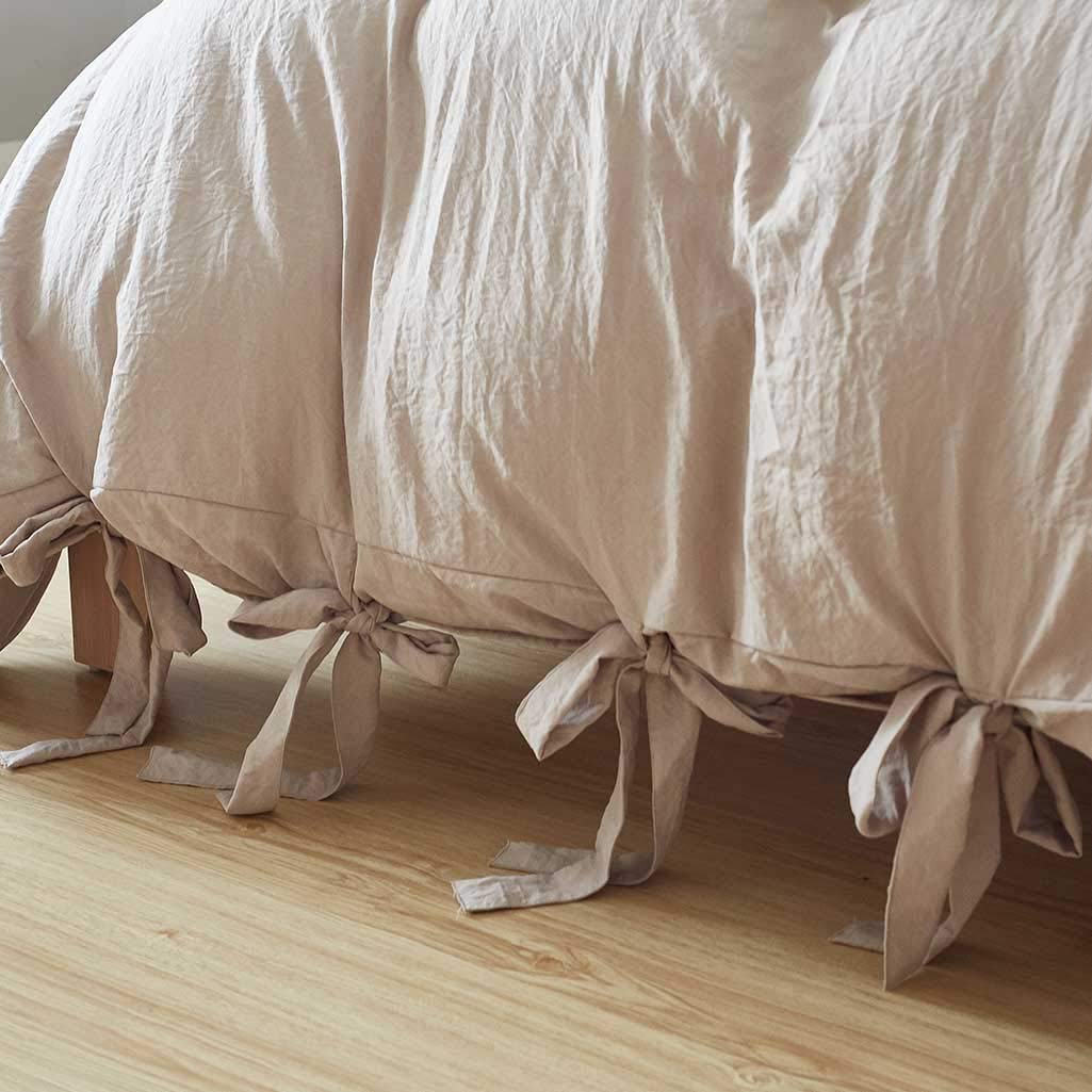 Lannomo Duvet Cover Set with Strap Closer-Ultra Soft 100% Washed Cotton Microfiber 3 Piece Set with 2 Pillow Shams Insert Comforter Protector-Full/Queen(90\