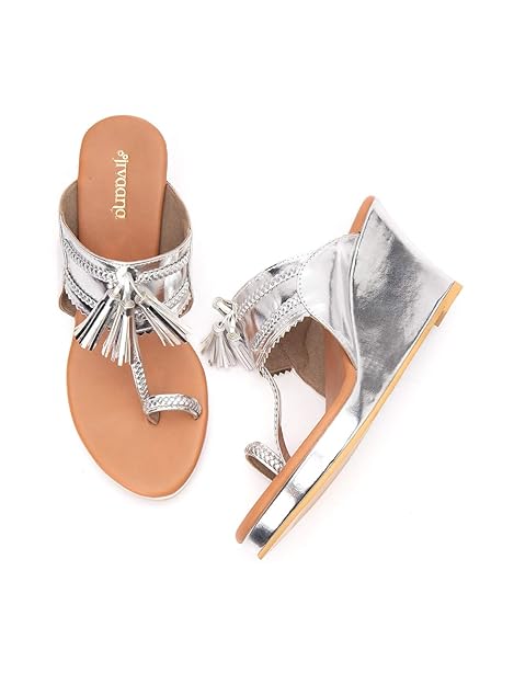 silver kolhapuri wedges