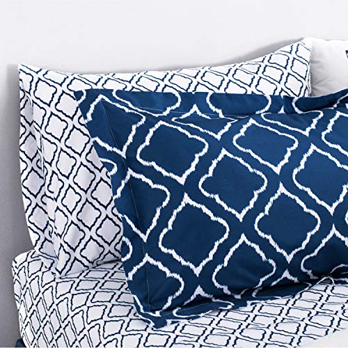 6 Bedsure+Quatrefoil+Alternative+Comforter+Pillowcase