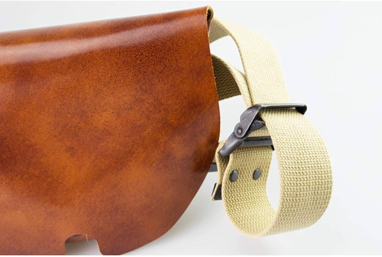 Amazon ユニアンドコー Uni Co レザーメッセンジャーバッグ Camel Sサイズ 日本製 メッセンジャーバッグ