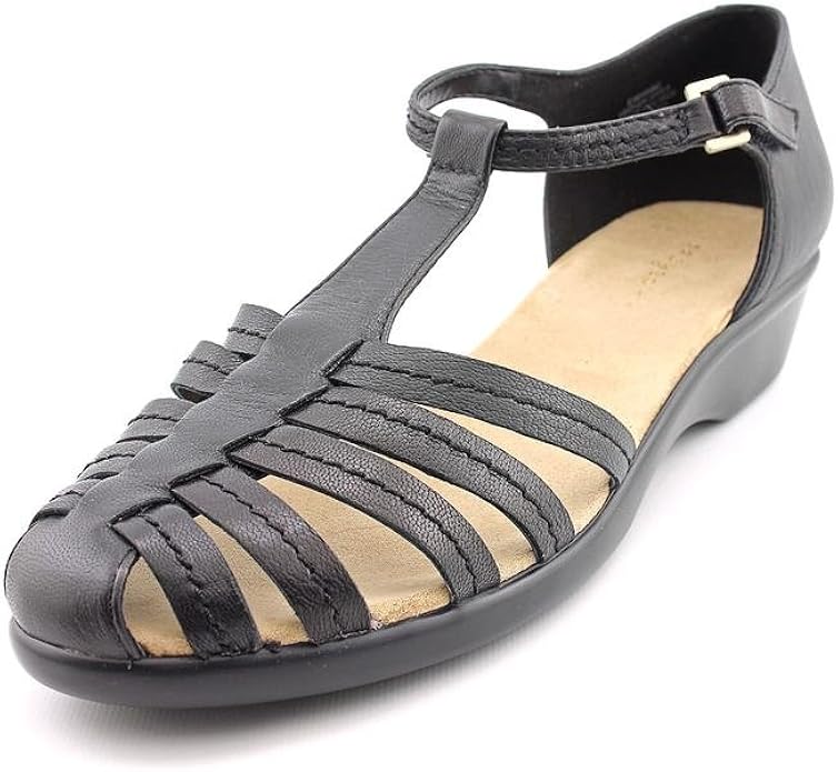 Amazon.com | Easy Spirit Ryanne Womens Narrow Leather Fisherman Sandals Shoes | Sport Sandals 