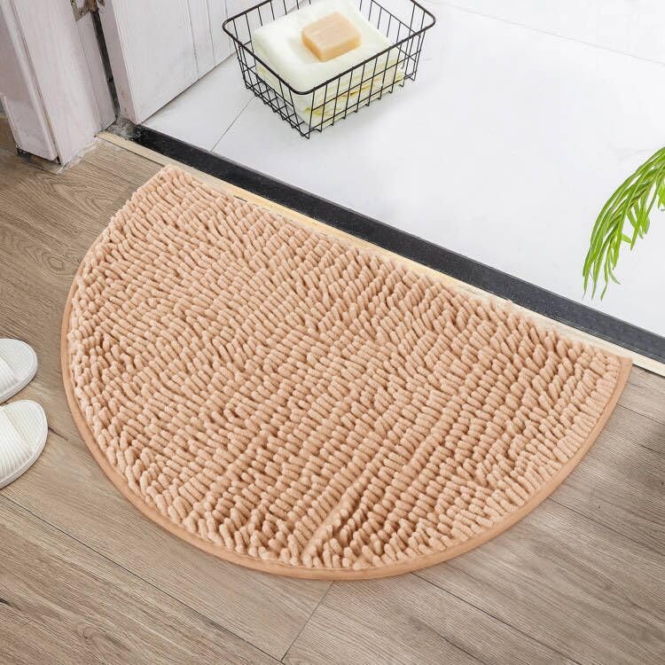 Minicoco Bath Mat Non Slip Anti Mould Mats 40 x 60 cm Curved Bath Mat Chenille Shower Mat Strong Water Absorbent Bathroom Mat Ultra Soft Microfiber Bathroom Carpet