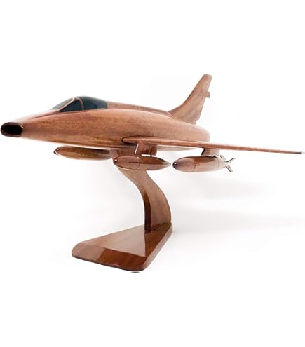 Well Built Italeri 1/72 F-100F Super Sabre USAF Silver Built